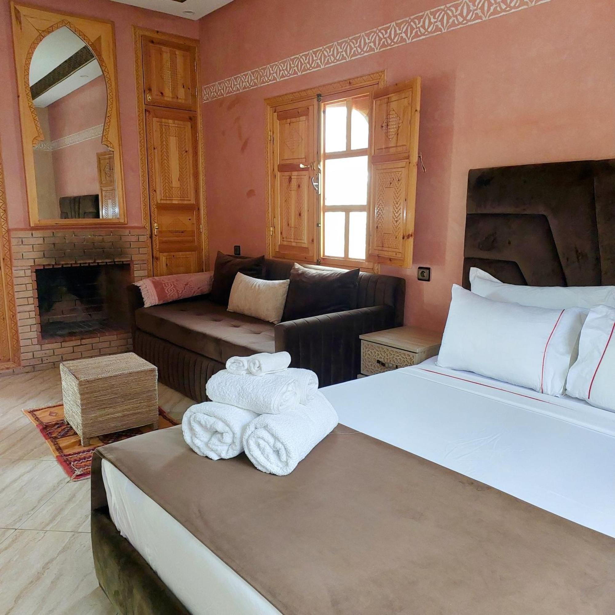 Chez Mamouchthka Bed & Breakfast Ourika Luaran gambar
